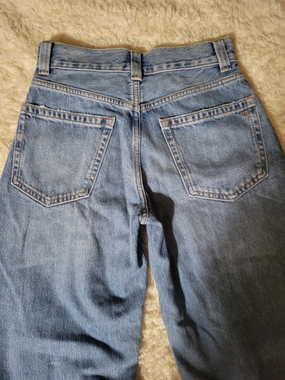 Madewell Petite Balloon Jeans in Dobbins Wash | Med Blue | 26" Inseam | 23P NWT - Picture 4 of 15